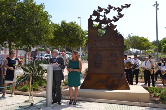 Inauguración del monolito dedicado al guardia civil y viatoreño Juan M. Malpica Aguilera víctima del terrorismo