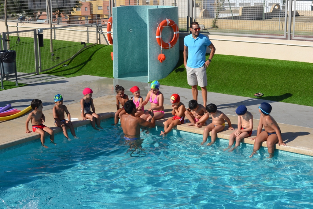 Inicio cursos de natación verano 2014 8
